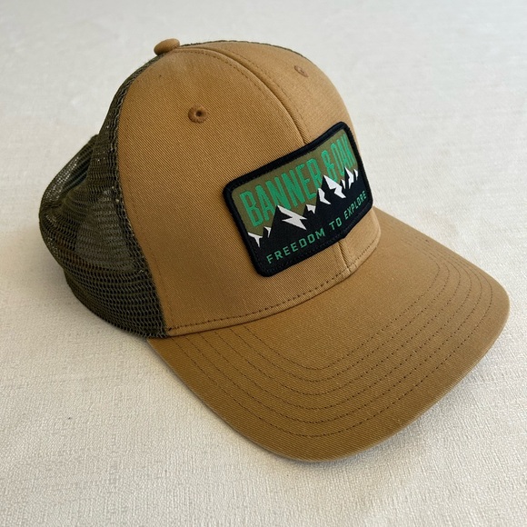 Banner & Oak Truckers Hat w/Bighorn Mountains Patch - Picture 3 of 12